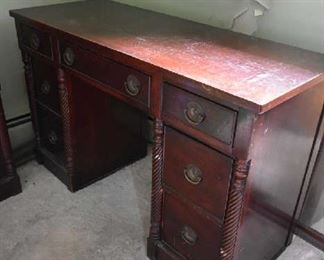 DESK