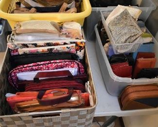 PURSES/WALLETS