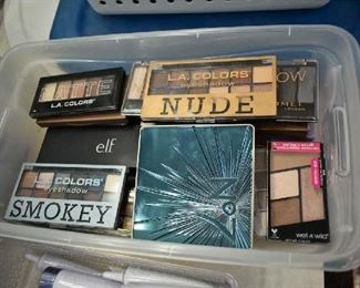MAKEUP