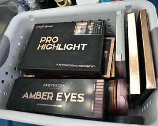 MAKEUP