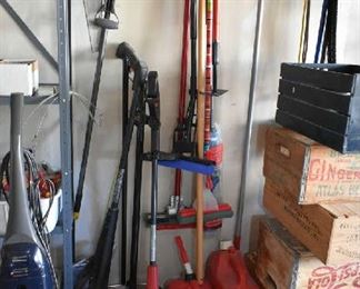 GARAGE