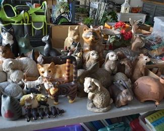 CAT STATUES
