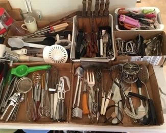 UTENSILS, SCISSORS