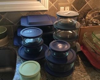 PYREX GLASS STORAGE