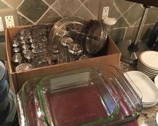 KITCHENWARE, BAKEWARE