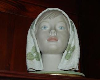 Lladro head figurine 