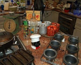 Vintage kitchen ware