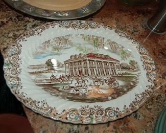 Collectible scenic plates