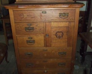 ANTIQUE OAK CHEST OF DRAWERS WITH HAT BOX COMPARTMENT