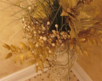 Tons of Decorative Accents