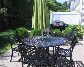 Sundown Iron Patio Suite