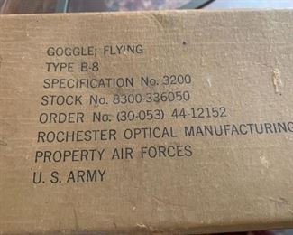 Vintage flying goggles in original box with extra lenses