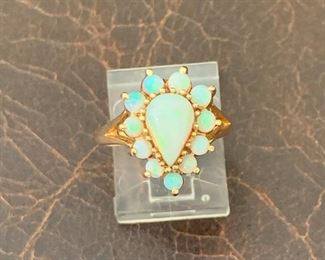 14K Gold and opal ring