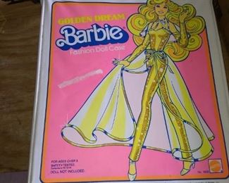 Vintage Barbie fashion case and clothing