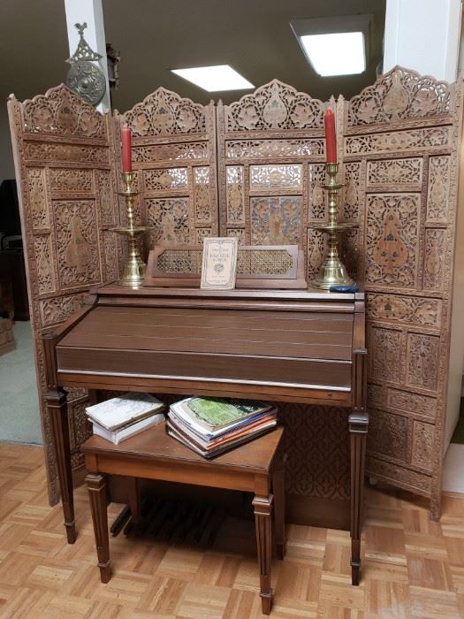 Electone organ and bench