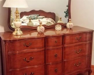 mid-century Huntley bedroom set