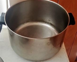 retro Faberware 8qt pot