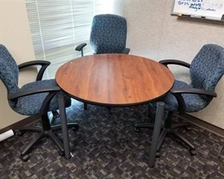 42in Round Office Table With 3 Computer Chairs