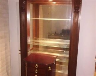 Beautiful display cabinet with side panel access