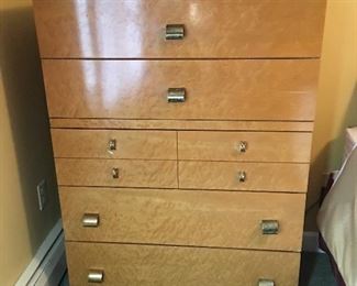 Chester drawers