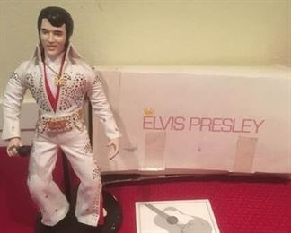 A true collectible for the Elvis fan! https://ctbids.com/#!/description/share/182309