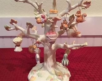 Lenox "The Autumn Delights" Tree w/Ornaments https://ctbids.com/#!/description/share/185079