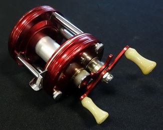 Ambassadeur Fishing Reel No. 5000 In Leather Case With Replacement Parts