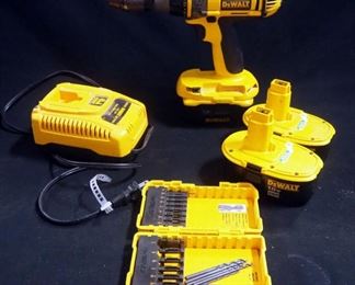 DeWalt Cordless Drill/Driver/Hammer-Drill With 3 18-Volt Batteries, Charger And Some Bits