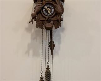 vintage Cuckoo Clock - running!