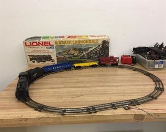 Lionel Wabash Cannon Ball & other vintage electric train parts. 