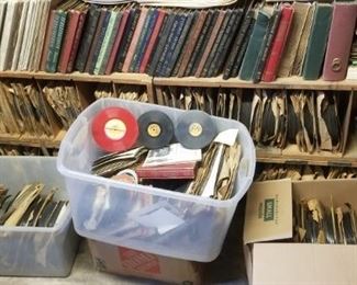 Huge collection of 78 rpm records, including many of the one sided ones