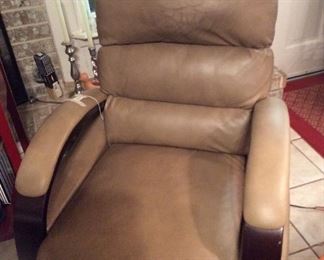leather lazy boy recliner