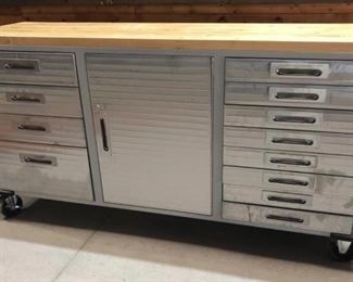 Ultra HD Rolling Workbench - Heavy Duty