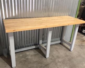 Heavy Duty Work Table