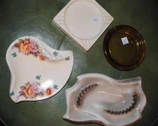 Great selection of mid century ash trays
