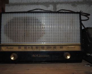RCA Victor Broadcast radio