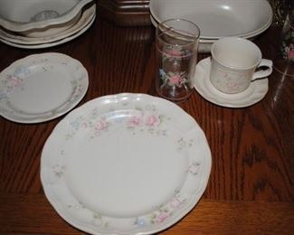 Pfaltzgraff Tea Rose