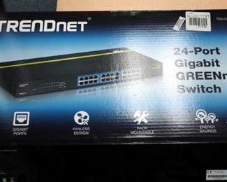 TrendNet 24 Qt. Gigabit Greennet Switch New In Box