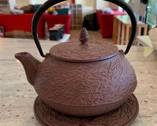 Chinese teapot cast iron	 	