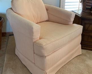 1 Vintage Upholstered Accent Chair  #1	27x28x29in	HxWxD
	