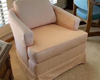 1 Vintage Upholstered Accent Chair  #1	27x28x29in	HxWxD