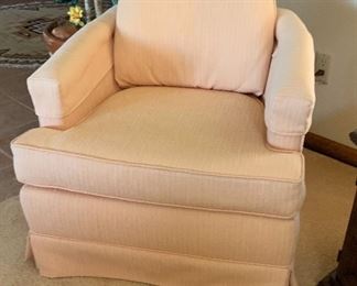 1 Vintage Upholstered Accent Chair  #1	27x28x29in	HxWxD