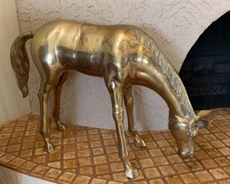 Brass Horse Statue Feeding 	23x37in