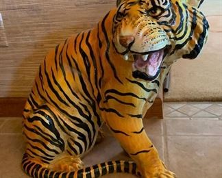 Tiger Statue #1	