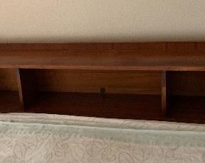 Spring Air Royal Jewel KING Bed w/ Walnut Backboard	39x81x90in	HxWxD