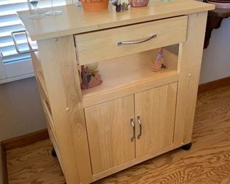 Rolling Natural Maple Kitchen Cart 	34x31x18in	HxWxD
