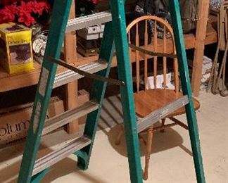 6ft Fiberglass Ladder	