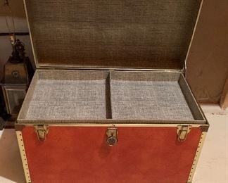Vintage Travel Trunk  Red	22x36x20in	HxWxD