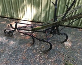 Vintage 5-blade plow. Great for a lawn decoration.