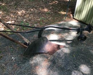 Vintage 870 combination plow. Great for a lawn decoration.